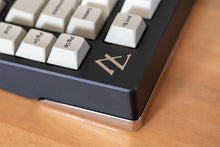 Load image into Gallery viewer, 7V Keyboard GB