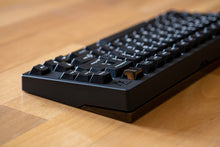 Load image into Gallery viewer, 7V Keyboard GB